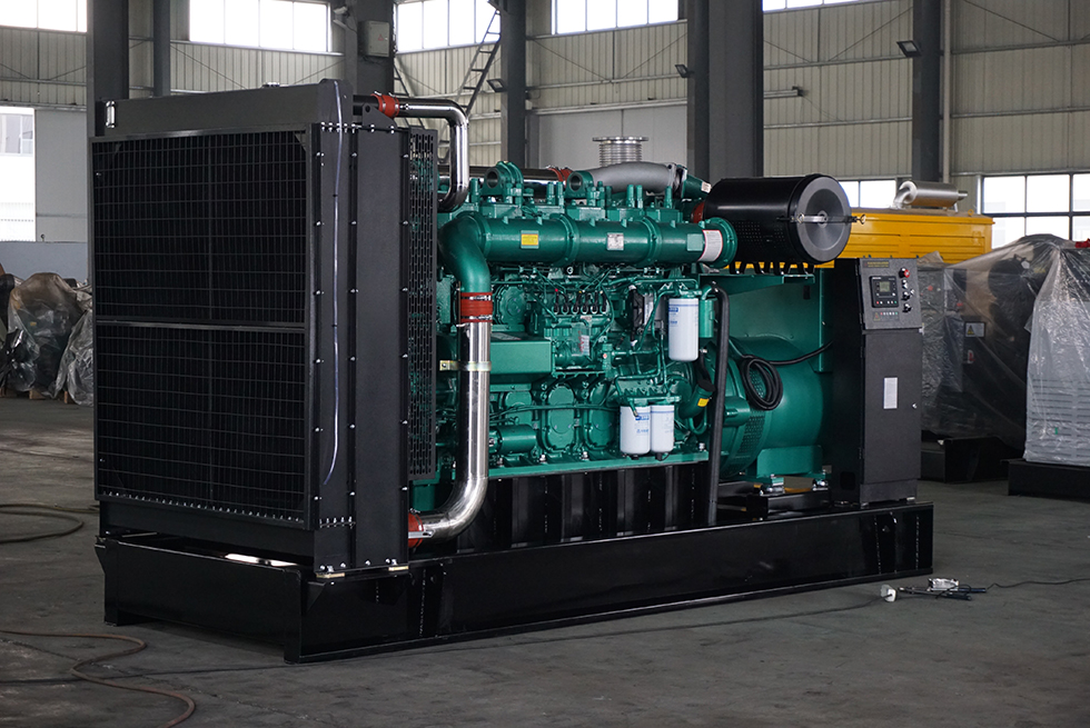 YC6C1020-D31玉柴700KW柴油發電機組報價