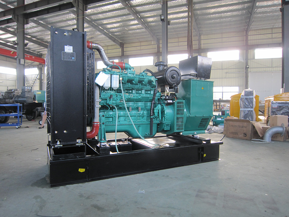 YC6B155L-D21玉柴100KW柴油發電機組報價