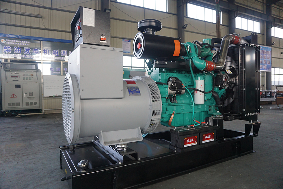 6CTAA8.3-G2東風(fēng)康明斯動(dòng)力配套150KW柴油發(fā)電機(jī)組報(bào)價(jià)