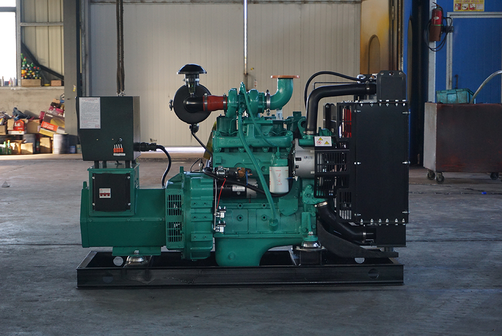 4BT3.9-G2東風康明斯動力配套30KW柴油發電機組報價